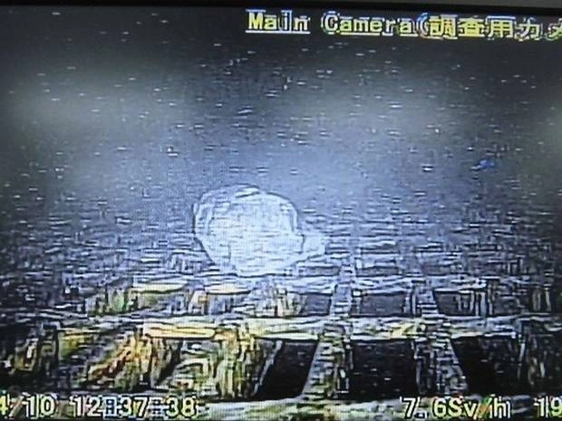 Japończycy prezentują wideo z wnętrza zniszczonych reaktorów atomowych