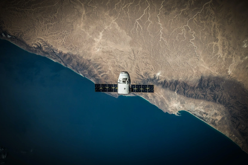 Łączność satelitarna jest wolna
Źródło: SpaceX / Unsplash