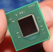 <p>Dwa nowe układy Atom Intela</p>