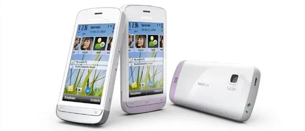 Nokia C5-03 - budżetowy dotykowiec