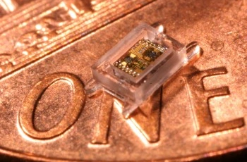 Miniaturowy komputer medyczny o wielkości 1 mm sześciennego