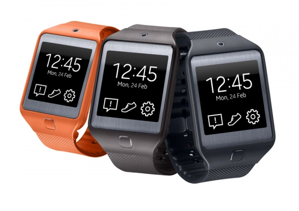 <p>Inteligentne zegarki Samsung Gear z aplikacjami od polskiej Agory</p>