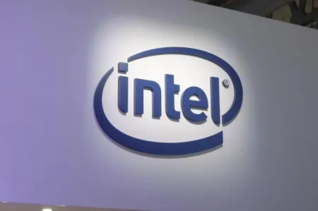 Intelowskie procesory kolejnych generacji będą odporne na ataki Meltdown i Spectre