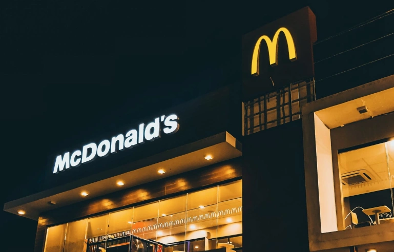 <p>McDonalds ofiarą cyberataku / Fot. Pexels.com</p>