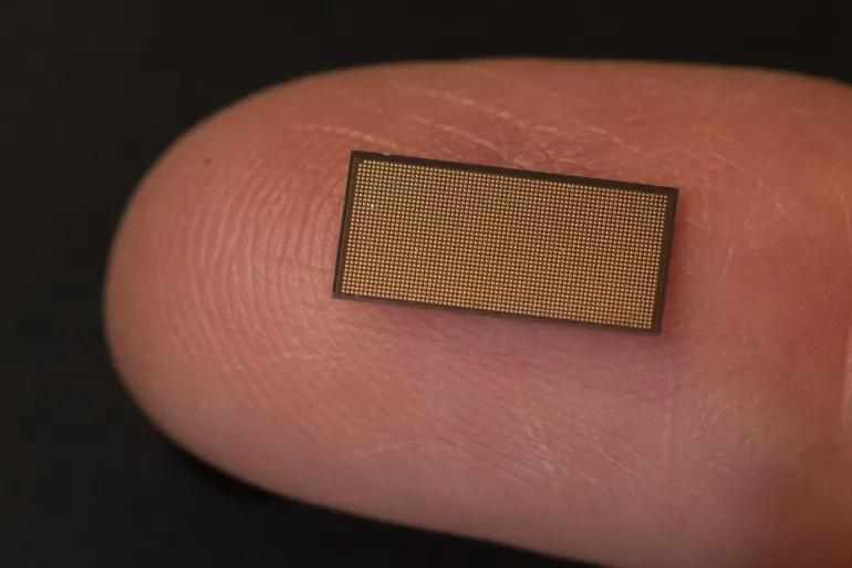 Intel pokazał swój kolejny neuromorficzny procesor