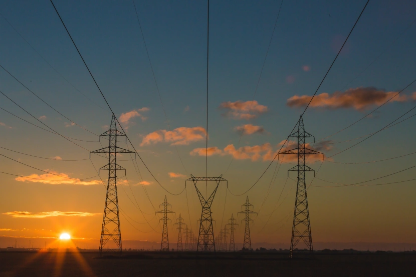 Opłaty za energię elektryczną coraz częściej są odczuwalne przez organizacje
Źródło: Matthew Henry / Unsplash