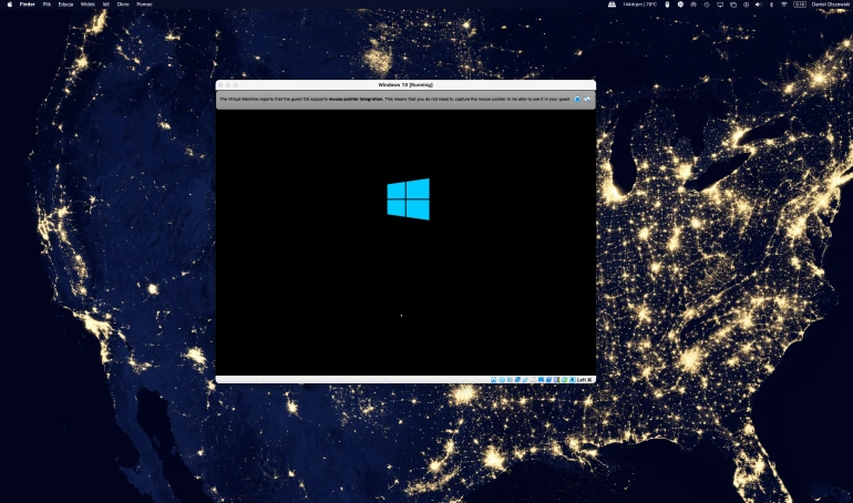 <p>System operacyjny Windows 10 uruchomiony w hiperwizorze zainstalowanym w systemie operacyjnym macOS Monterey</p>

<p>fot. Daniel Olszewski / Computerworld</p>