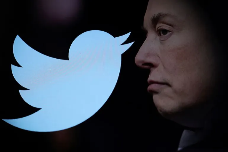 Elon Musk jest już szefem Twittera. Urzędowanie zaczął od zwolnienia CEO