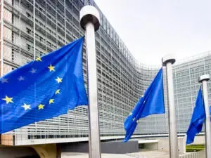 UE pracuje nad ustawą regulującą kwestie zabezpieczeń przed nielegalnym przesyłaniem danych