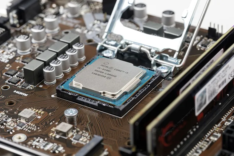 Nowy energooszczędny układ scalony Intel Sierra Forest już za rok