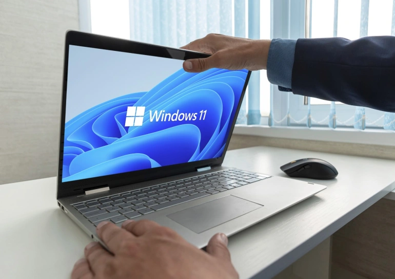 <p>Windows 11 lepszy niż 10? To zależy / Fot. diy13/Shutterstock.com</p>