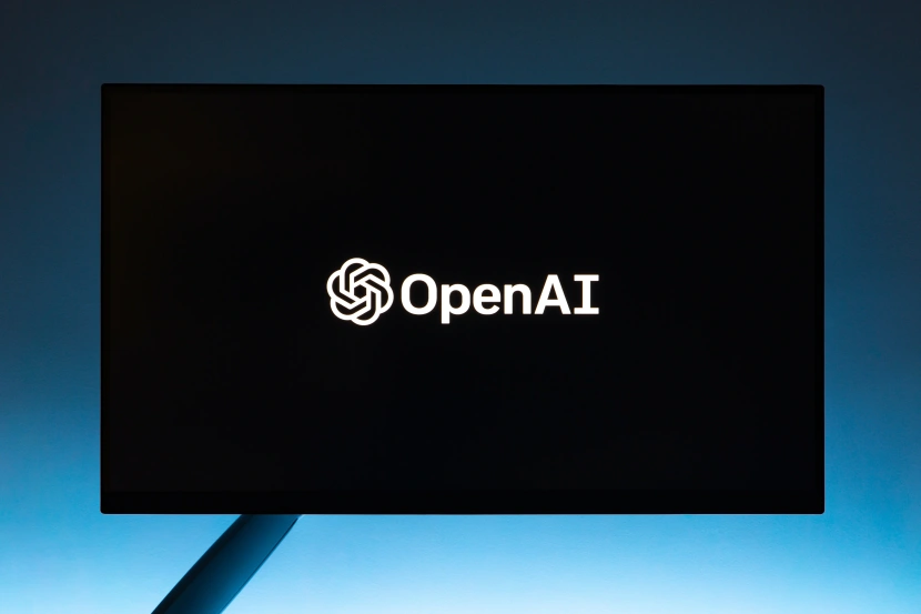 OpenAI - firma, która spopularyzowała generatywną sztuczną inteligencję
Źródło: Andrew Neel / Unsplash