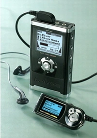 MP3 iRiver z twardzielem Toshiby